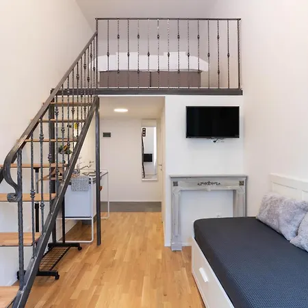 Rhino * 卢布尔雅那