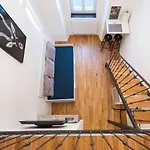 Rhino Apartmán