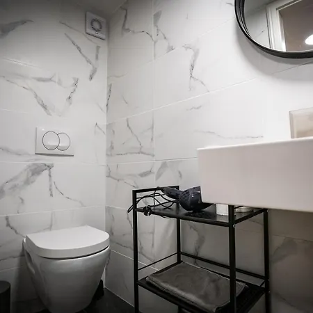 Rhino * リュブリャナ